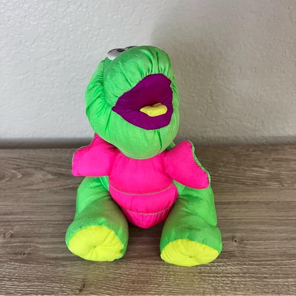 1992 Vintage Fisher Price PUFFALUMP Squeaks Dinosaur Plush 8” - Picture 4 of 11
